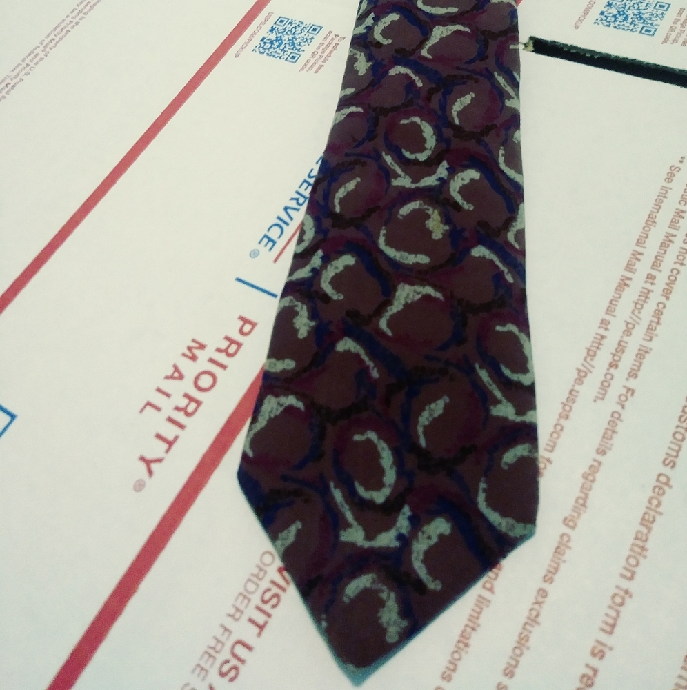 🎋PRIMA ITALIAN TIE 100% SILK HAND SEWN.